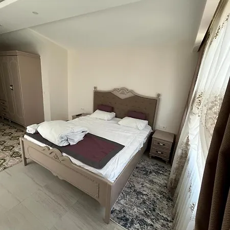 Graf Victor Apartment *
