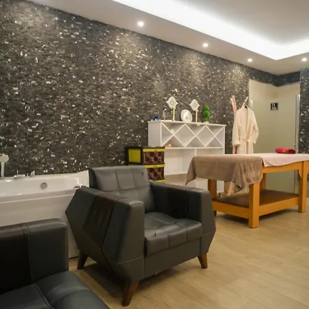 Graf Victor Apartment