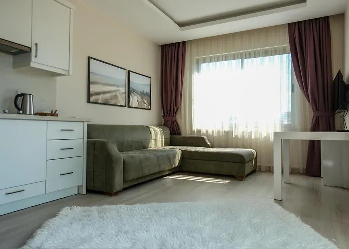 Graf Victor ألانيا